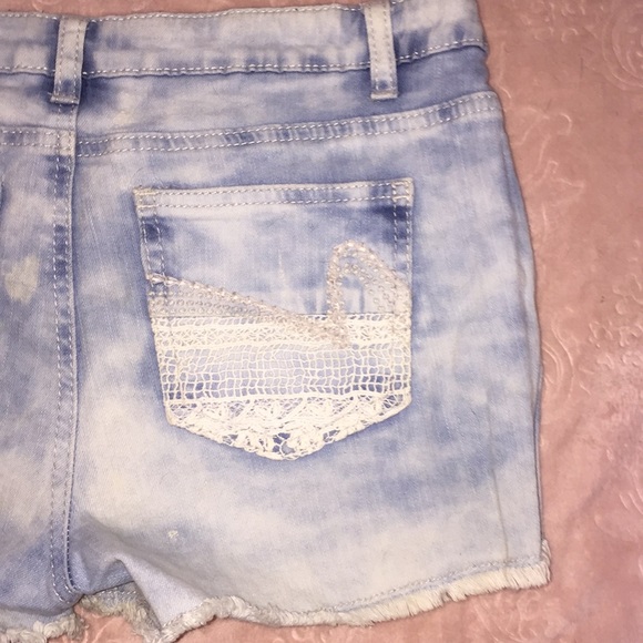 Crochet-Front Denim Shorts - Picture 5 of 5